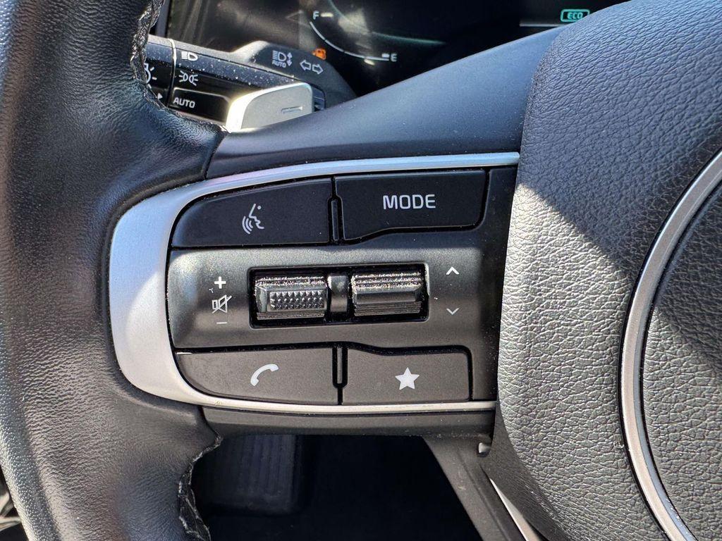 used 2023 Kia Sportage Hybrid car, priced at $23,985