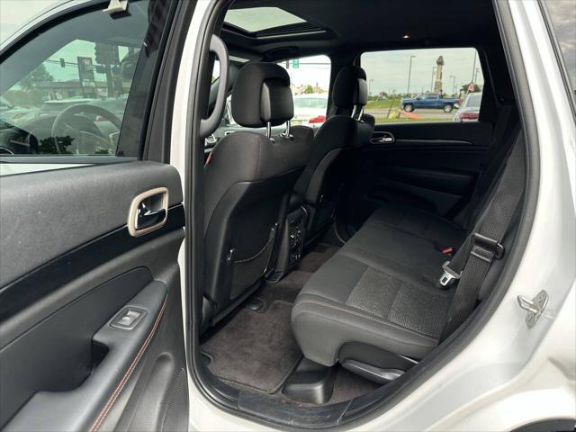 used 2016 Jeep Grand Cherokee car, priced at $11,950