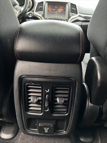 used 2016 Jeep Grand Cherokee car, priced at $11,950