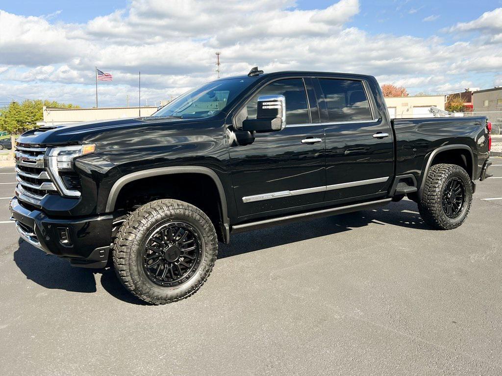 used 2024 Chevrolet Silverado 2500 car, priced at $69,900