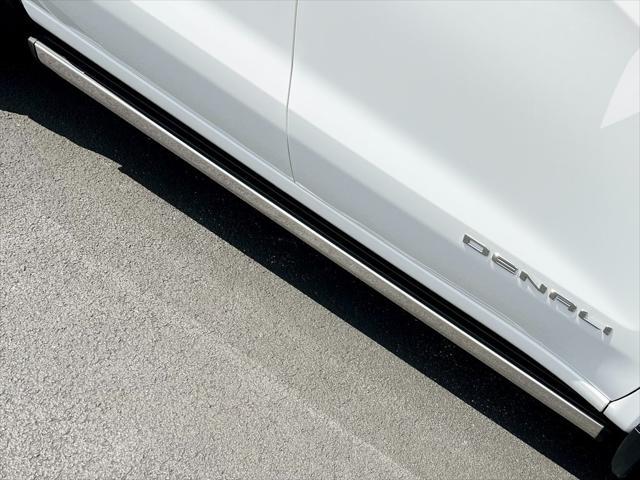 used 2022 GMC Sierra 1500 car, priced at $53,900