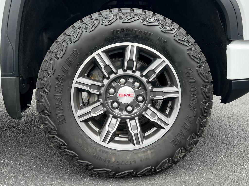 used 2024 GMC Sierra 1500 car, priced at $57,500