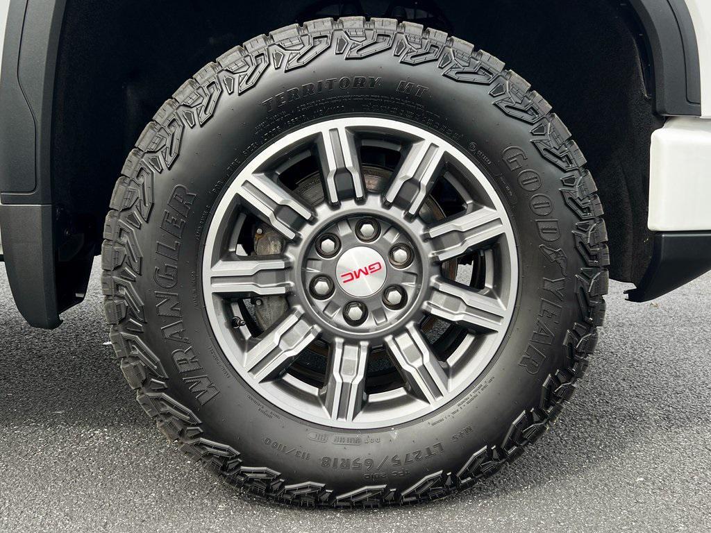used 2024 GMC Sierra 1500 car, priced at $57,500
