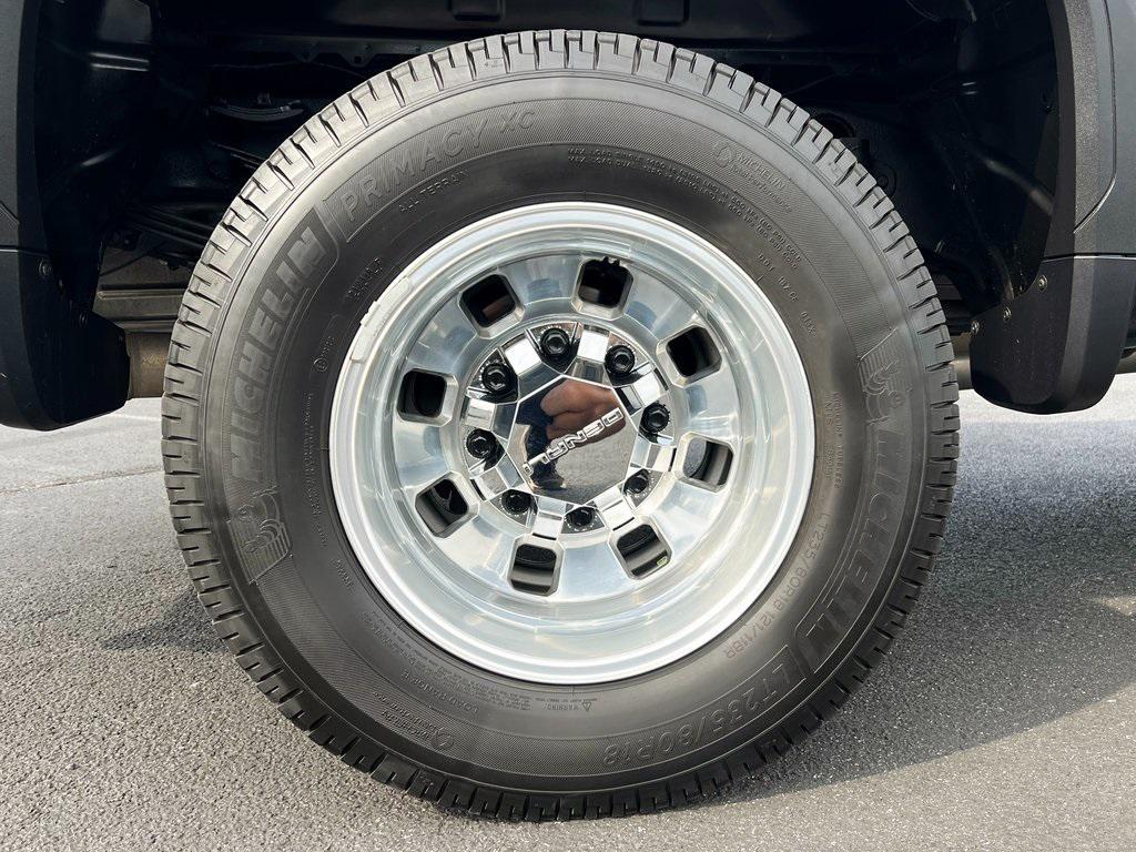 used 2024 GMC Sierra 3500 car, priced at $75,500