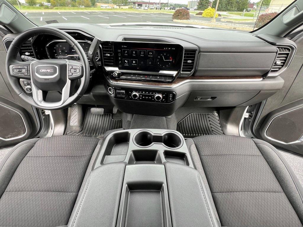used 2024 GMC Sierra 1500 car, priced at $49,400