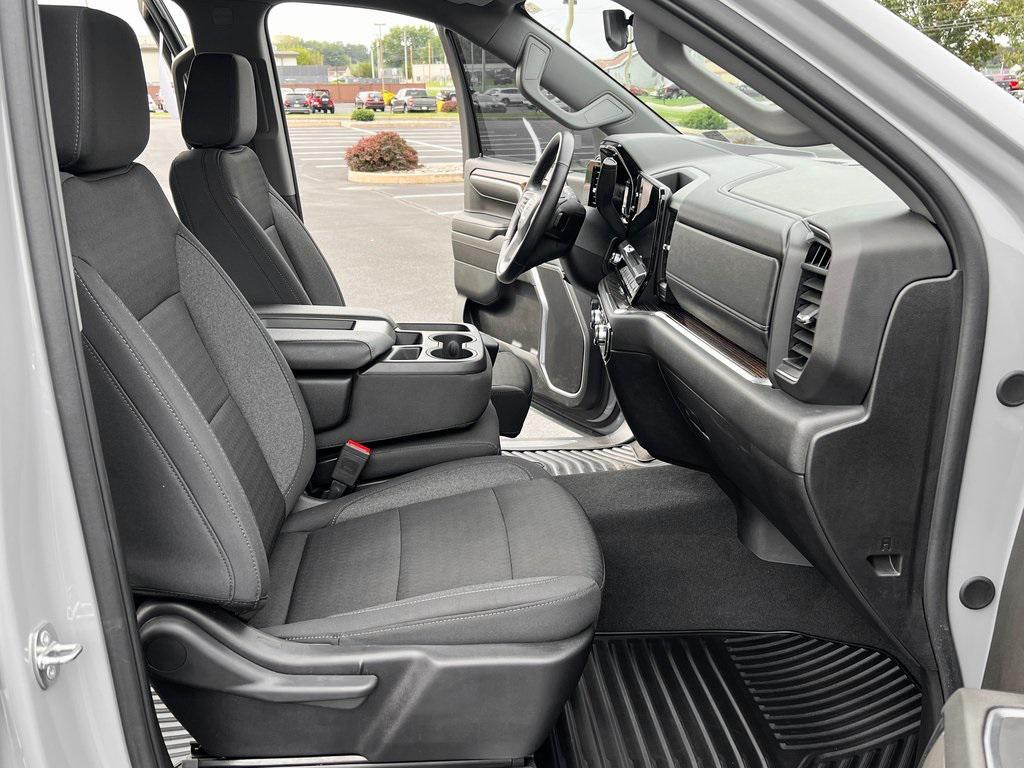 used 2024 GMC Sierra 1500 car, priced at $49,400