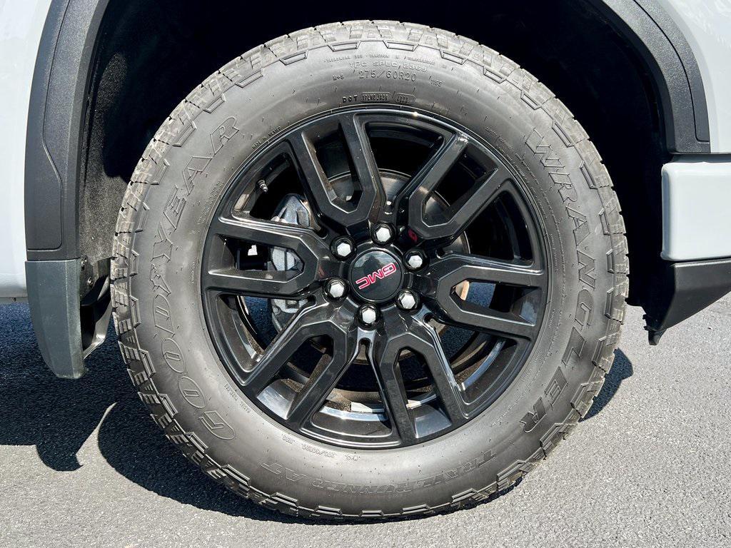 used 2024 GMC Sierra 1500 car, priced at $49,400