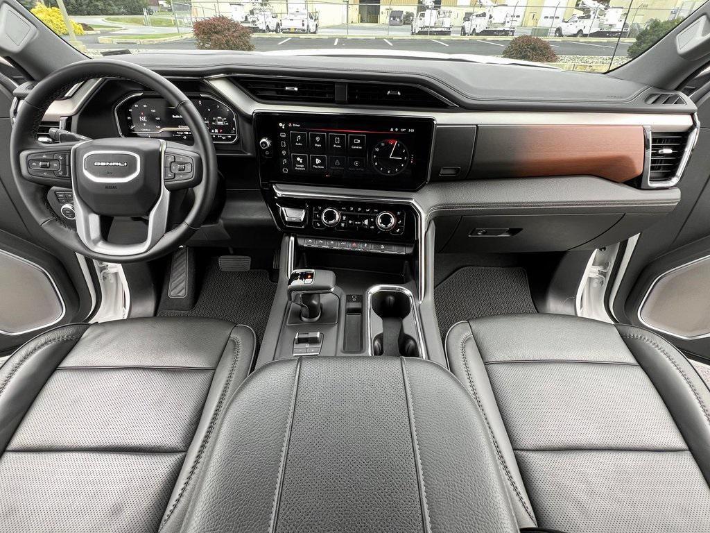 used 2025 GMC Sierra 1500 car, priced at $58,500