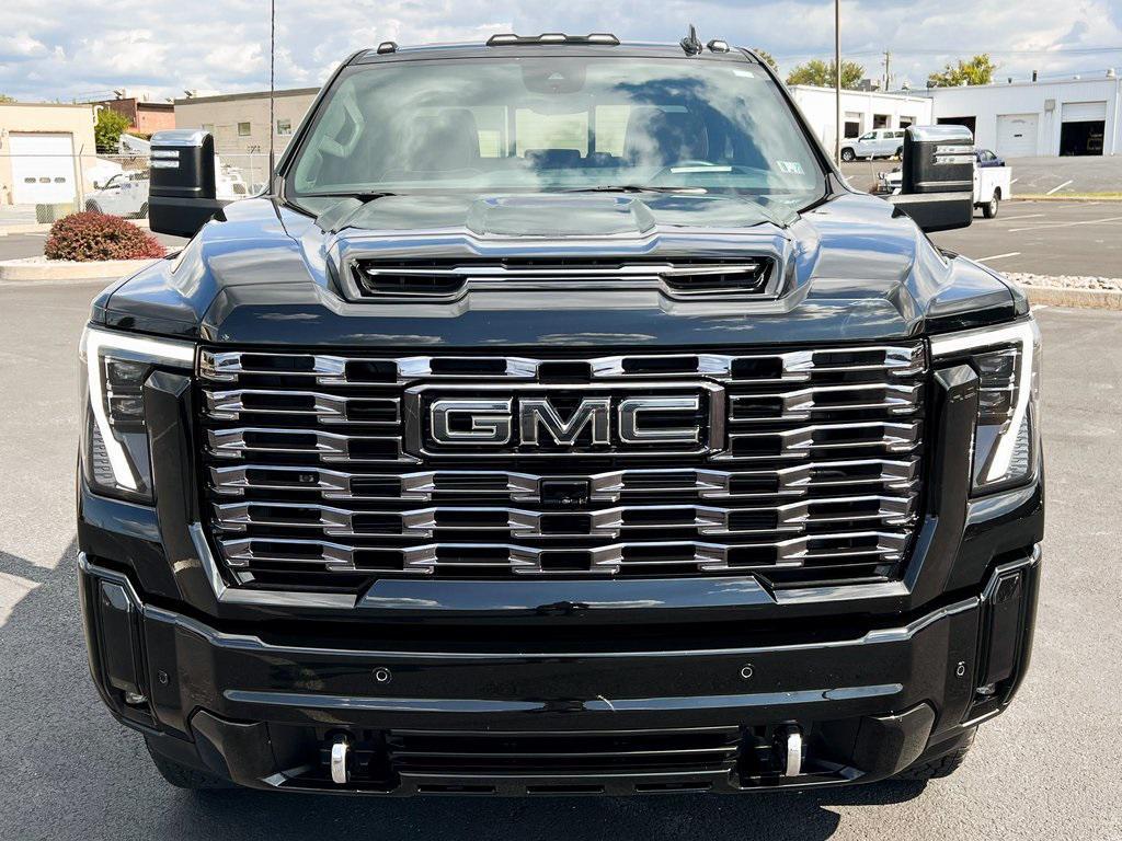 used 2025 GMC Sierra 3500 car, priced at $88,400