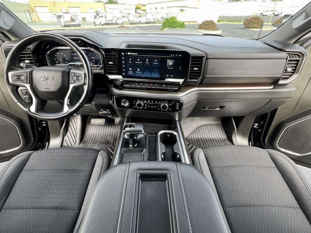 used 2022 Chevrolet Silverado 1500 car, priced at $42,700