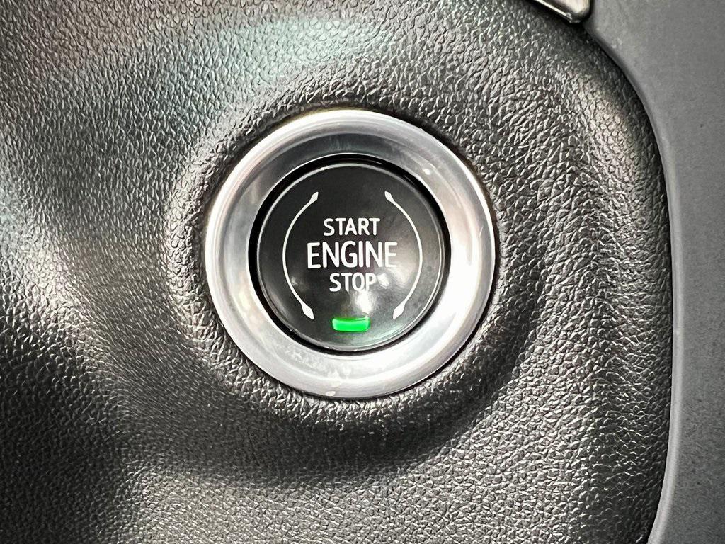 used 2022 GMC Sierra 2500 car, priced at $61,900