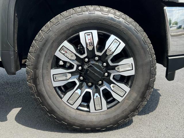 used 2022 GMC Sierra 2500 car, priced at $48,500