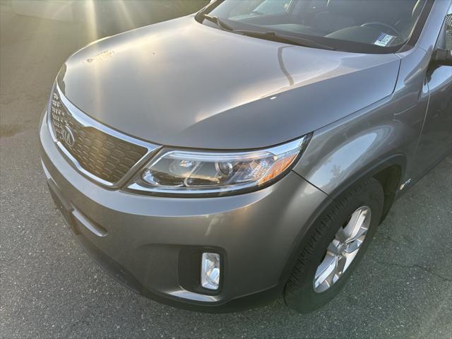 used 2015 Kia Sorento car, priced at $10,999