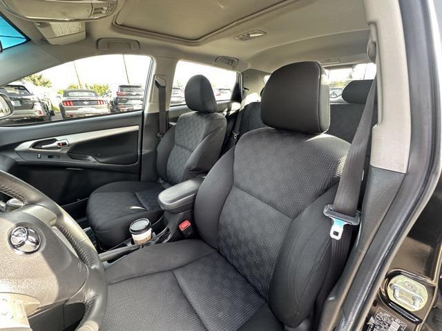 used 2009 Toyota Matrix car, priced at $9,750