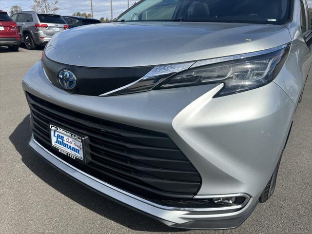 used 2022 Toyota Sienna car, priced at $40,777