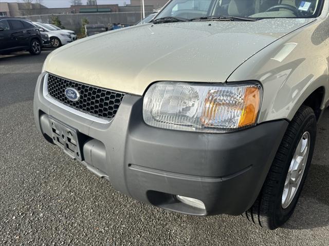 used 2004 Ford Escape car, priced at $6,775