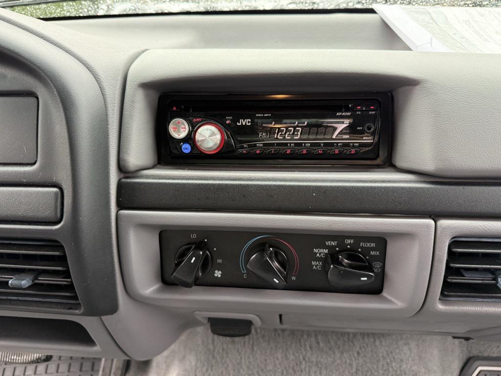 used 1996 Ford F-150 car, priced at $9,999