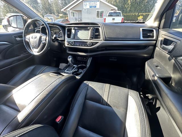 used 2018 Toyota Highlander car, priced at $27,600