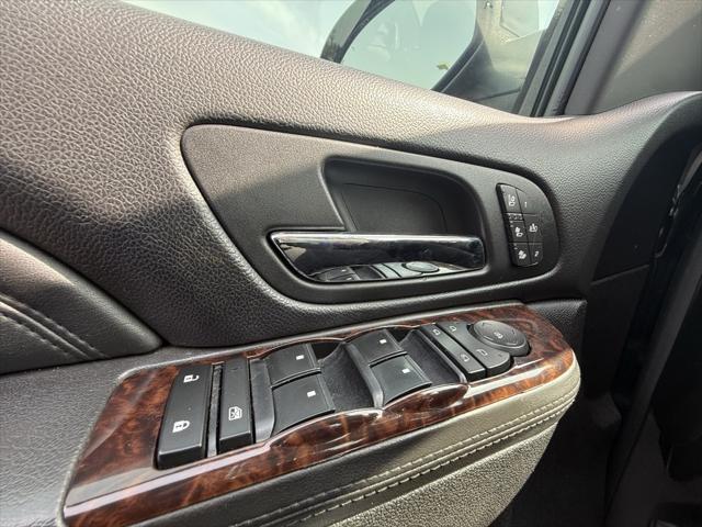 used 2014 GMC Yukon XL car, priced at $19,999