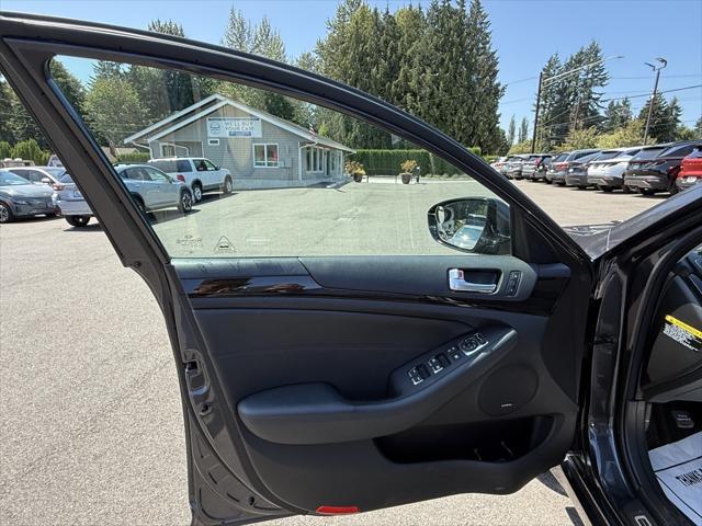 used 2015 Kia Cadenza car, priced at $14,999