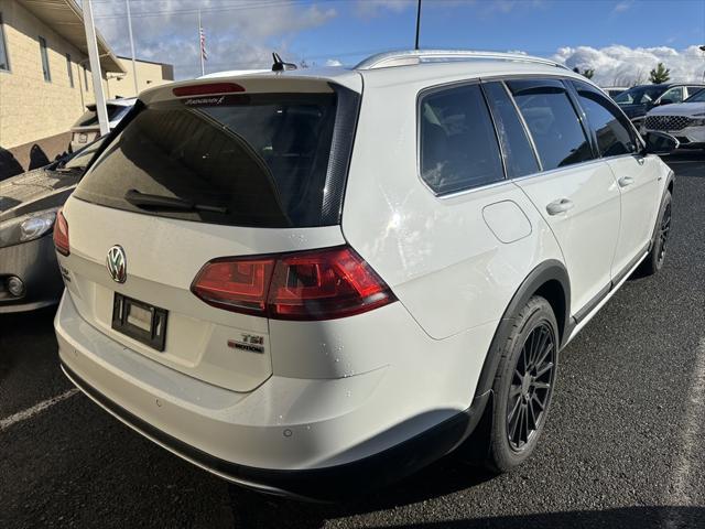 used 2017 Volkswagen Golf Alltrack car, priced at $18,970