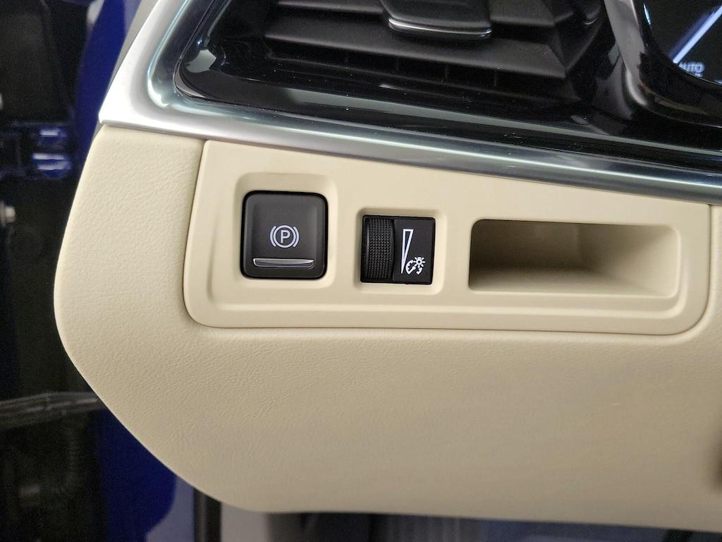 used 2024 Cadillac XT6 car, priced at $49,998