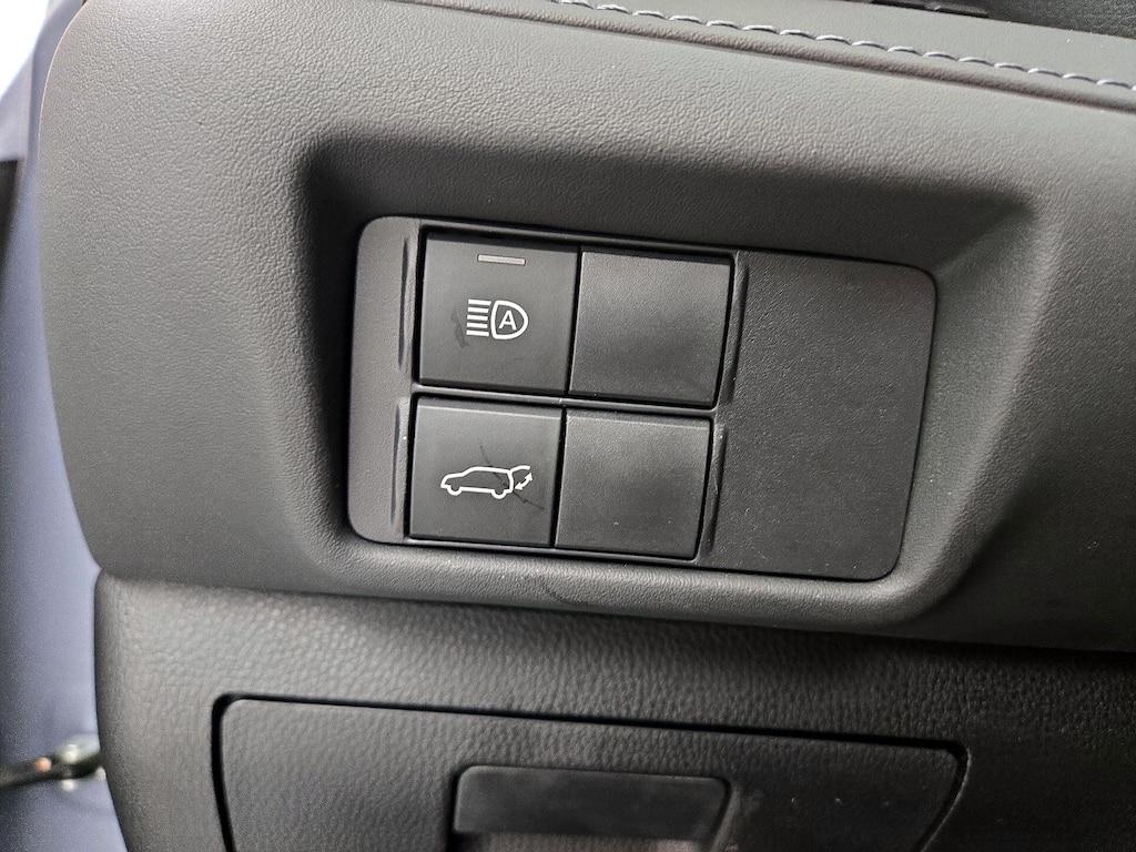 used 2021 Toyota Highlander Hybrid car, priced at $39,998