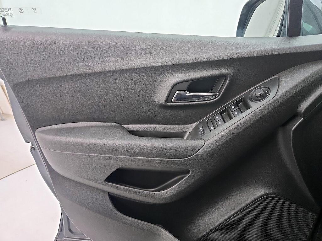 used 2020 Chevrolet Trax car, priced at $15,998