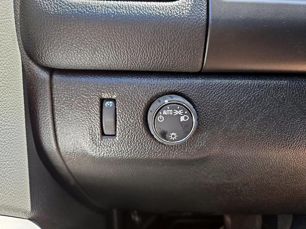 used 2022 Chevrolet Colorado car, priced at $23,998