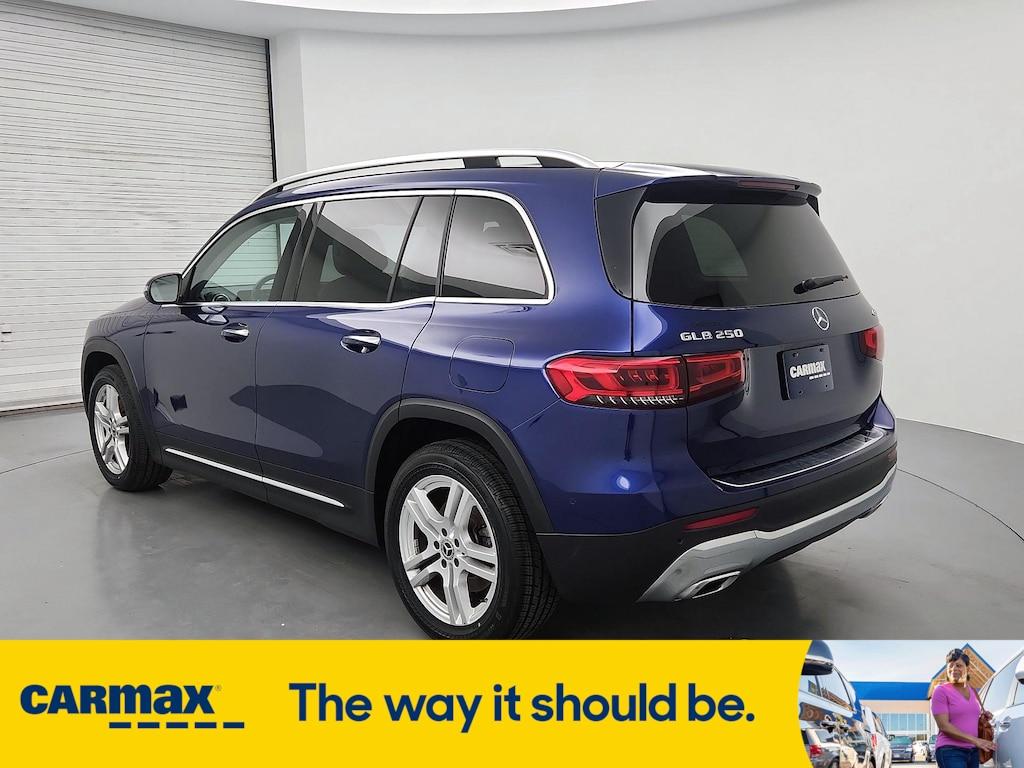 used 2022 Mercedes-Benz GLB 250 car, priced at $32,998