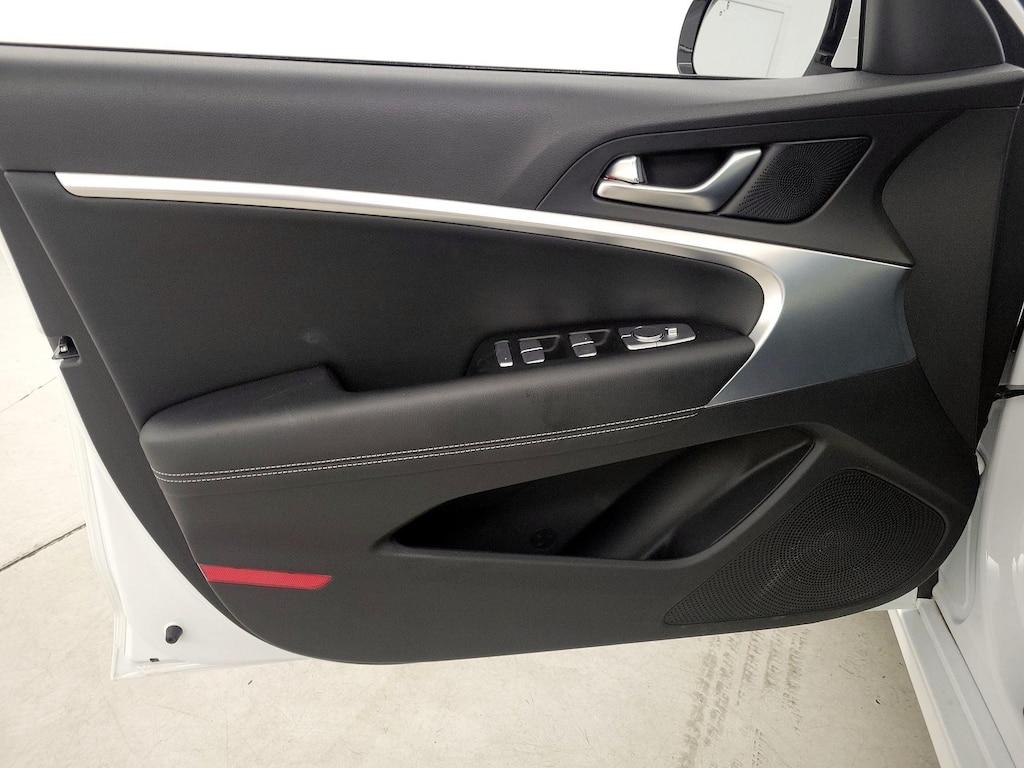 used 2022 Genesis G70 car, priced at $30,998