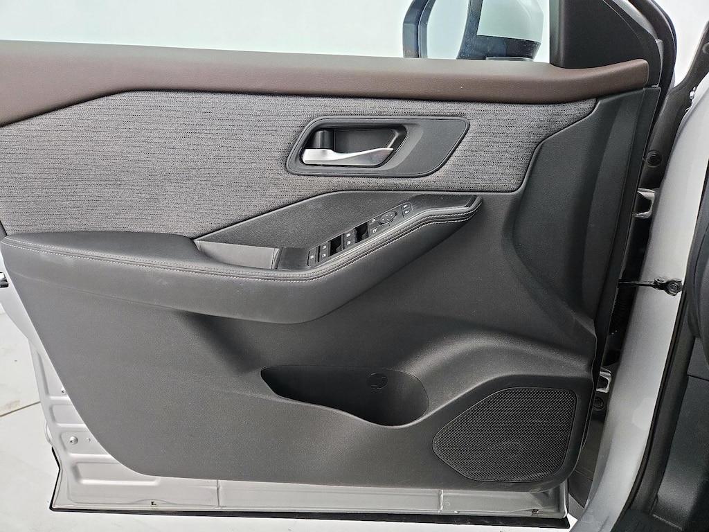 used 2022 Nissan Rogue car, priced at $24,998