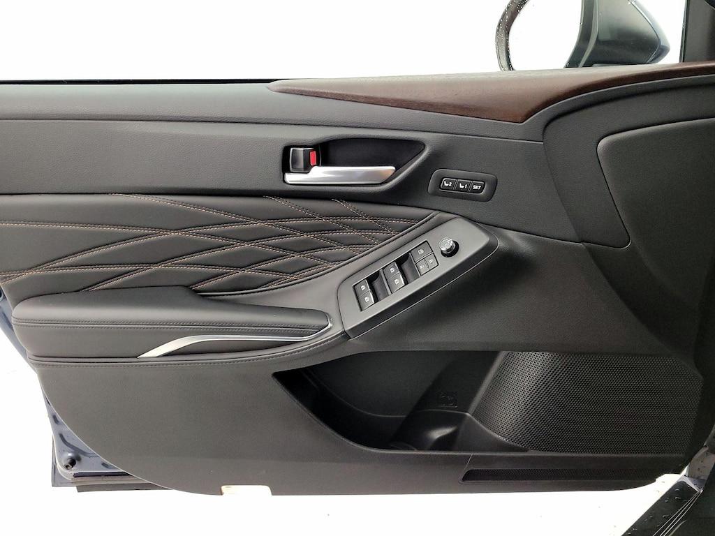 used 2021 Toyota Avalon Hybrid car, priced at $32,998