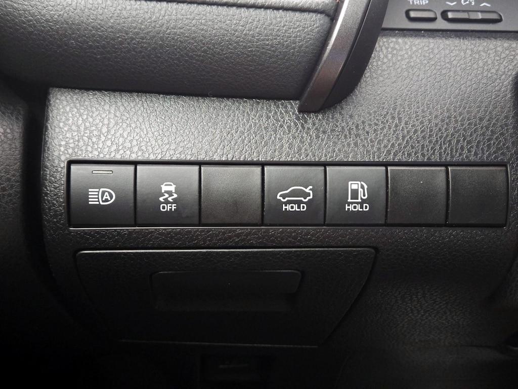used 2020 Toyota Camry Hybrid car, priced at $22,998