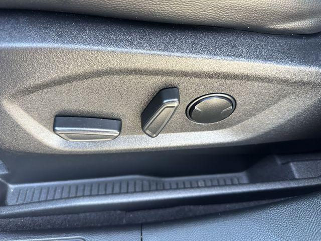 used 2023 Ford Edge car, priced at $25,995