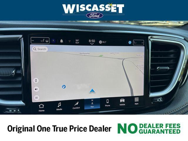 used 2022 Chrysler Pacifica Hybrid car, priced at $33,995