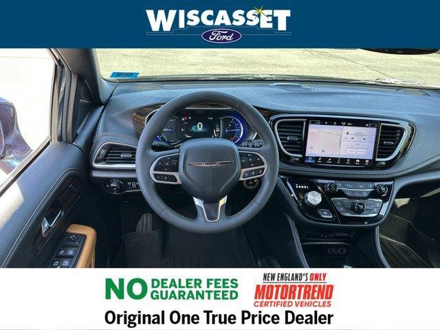 used 2022 Chrysler Pacifica Hybrid car, priced at $33,995