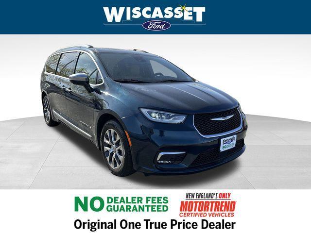 used 2022 Chrysler Pacifica Hybrid car, priced at $33,995