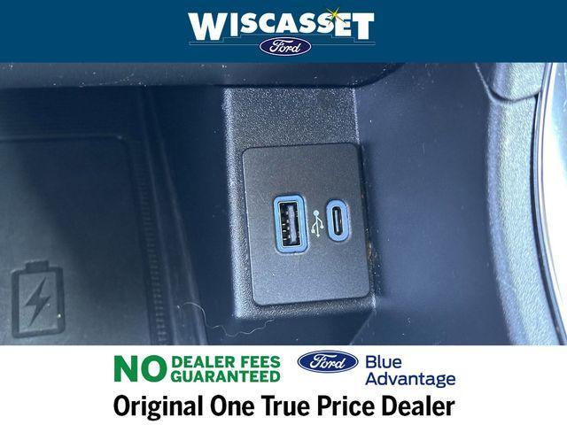 used 2024 Ford Edge car, priced at $32,995