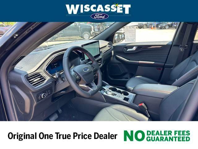 new 2025 Ford Escape car, priced at $40,901