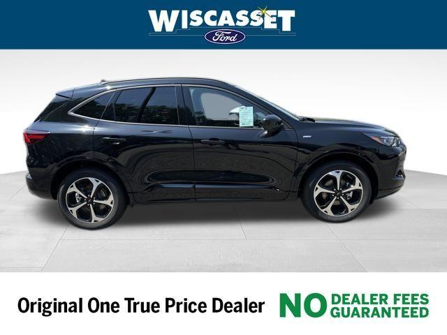 new 2025 Ford Escape car, priced at $40,901