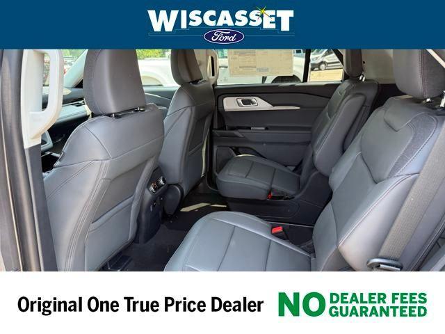 new 2025 Ford Explorer car, priced at $47,800