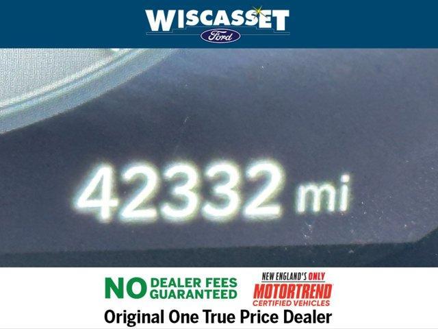 used 2023 Hyundai Santa Fe car, priced at $29,995