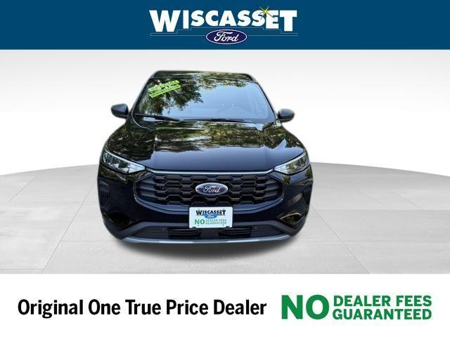 used 2025 Ford Escape car, priced at $29,995