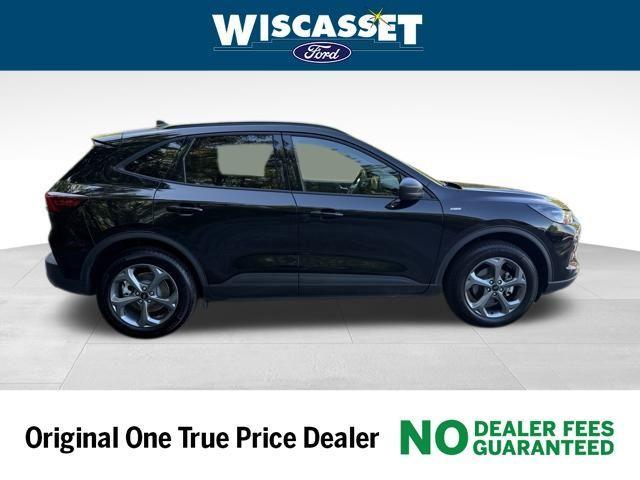 used 2025 Ford Escape car, priced at $29,995
