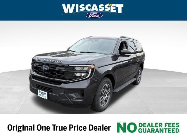 new 2025 Ford Expedition car, priced at $70,174