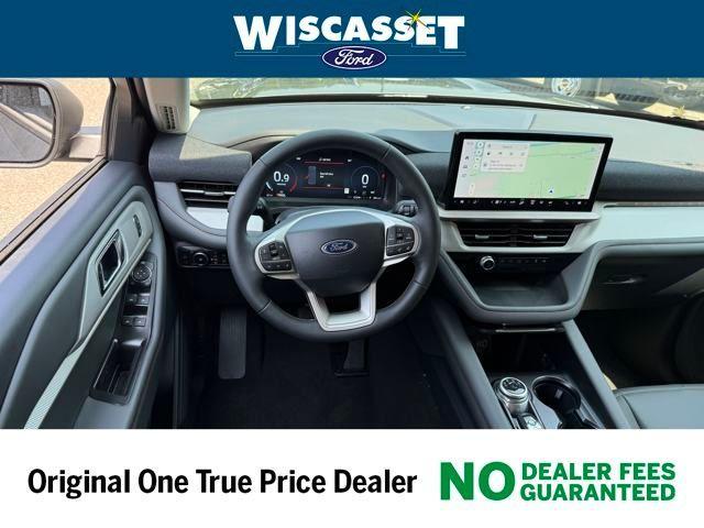 new 2025 Ford Explorer car, priced at $47,800