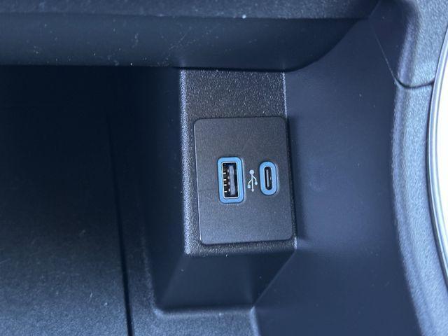 used 2024 Ford Edge car, priced at $29,995
