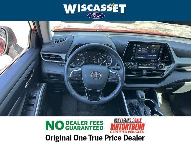 used 2021 Toyota Highlander car, priced at $34,995