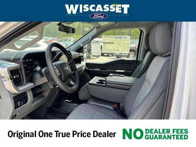 new 2025 Ford F-250 car, priced at $65,132